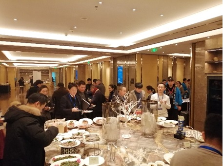 写真　試食会の様子（ジェトロ撮影）