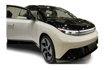 写真　スタートアップ企業　INDI EVのBEV「INDI ONE」(ジェトロ撮影）