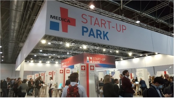 写真　MEDICA内のSTART-UP PARKの様子（ジェトロ撮影）