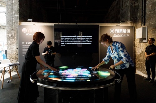 写真　ヤマハとヤマハ発動機の共同出展の様子〔インフォバーン提供、Stefan Wieland氏（for TOA23）撮影〕