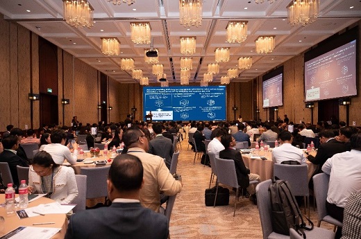 写真　日本企業が衛星データを活用した最先端ビジネスを紹介（ジェトロ撮影）