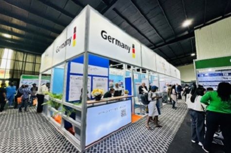 写真　ドイツのパビリオン、全11社が展示を行った（ジェトロ撮影）