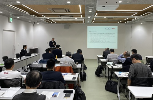 写真　在日チェコ商工会議所の渡邉会頭の講演の様子（ジェトロ撮影）