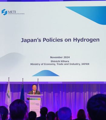 写真　登壇した木原国際カーボンニュートラル政策統括調整官（ジェトロ撮影）