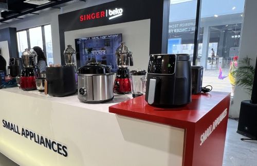 写真　BSEZ内のシンガー製品のショールーム（ジェトロ撮影）