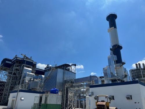 写真　バイオマス発電所の外観（ジェトロ撮影）