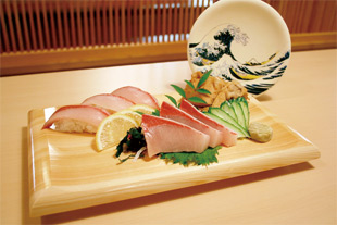 Hamachi (Yellowtail) Sushi