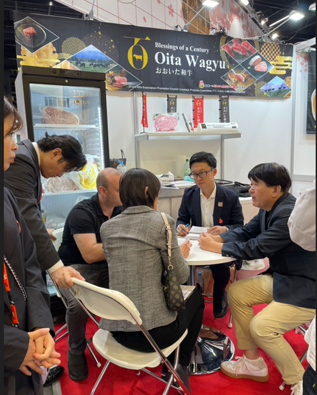 (ドイツバイヤーとの商談)　