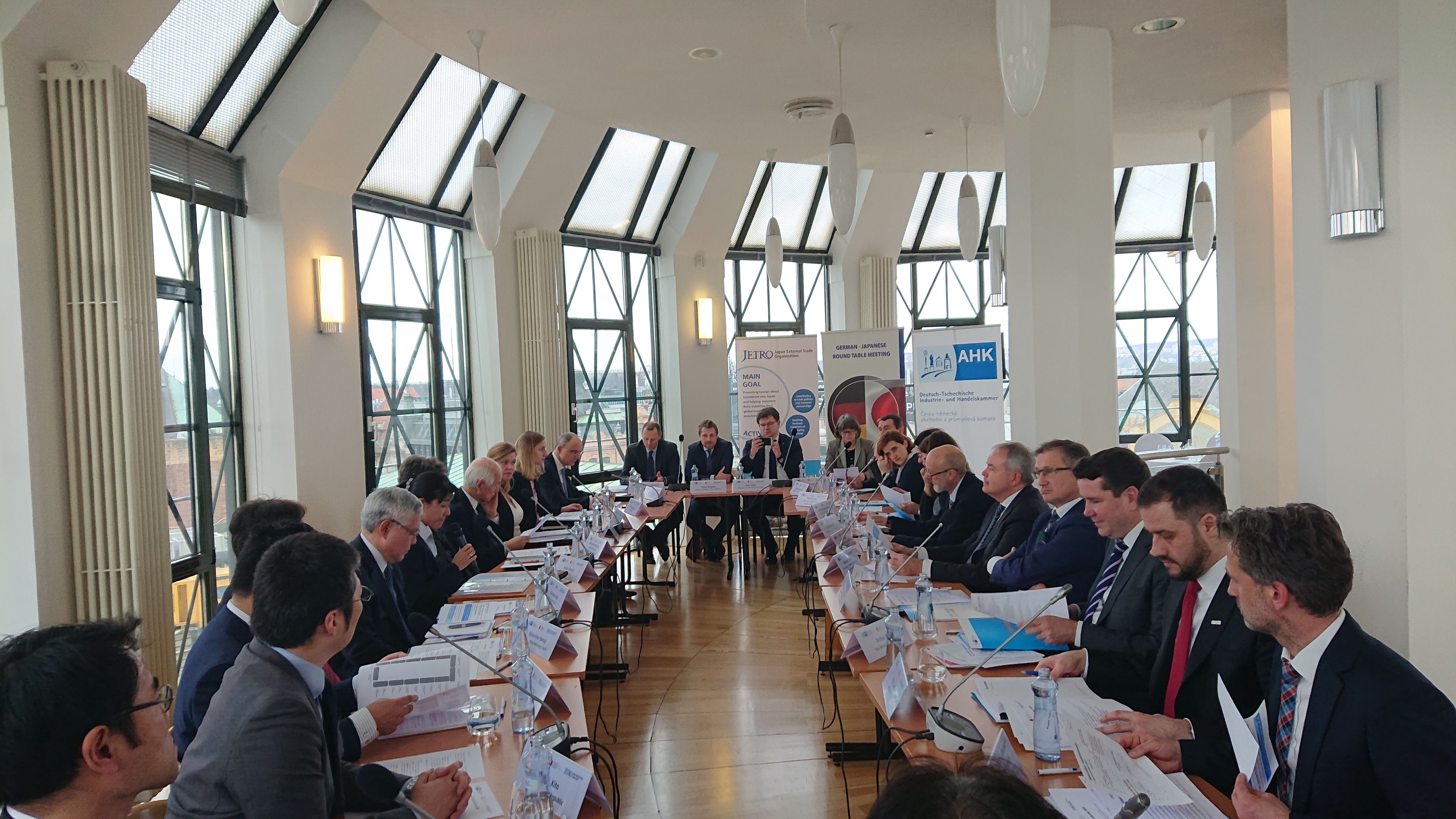 Kulatý stůl se zástupci české vlády, leden 2020