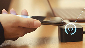 Instant contactless service through smartphone image