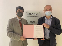 M.Takeda (JETRO Paris) et M.Yvetot (Orange Japan)