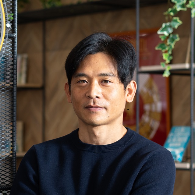 A picture of CEO/Team