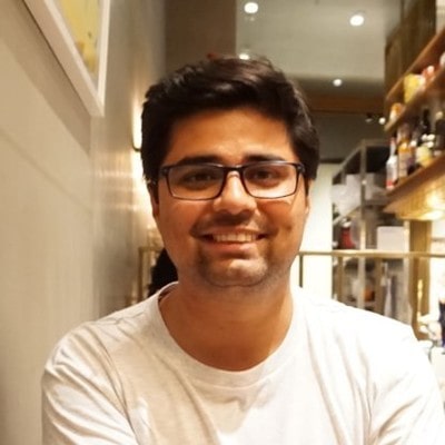 A picture of CEO/Team