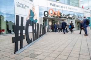 モーダルウィンドウで表示します。