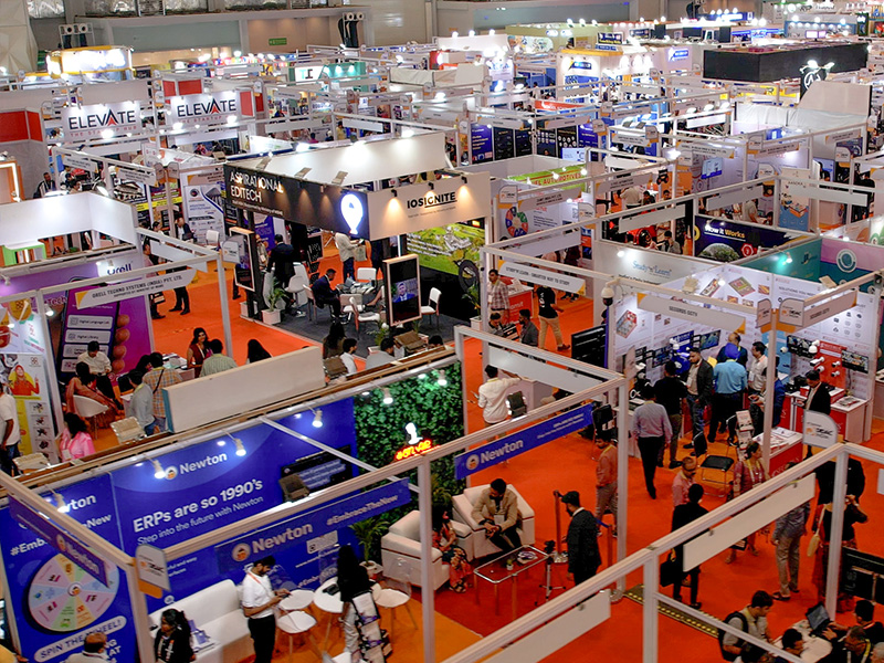 モーダルウィンドウで表示します。