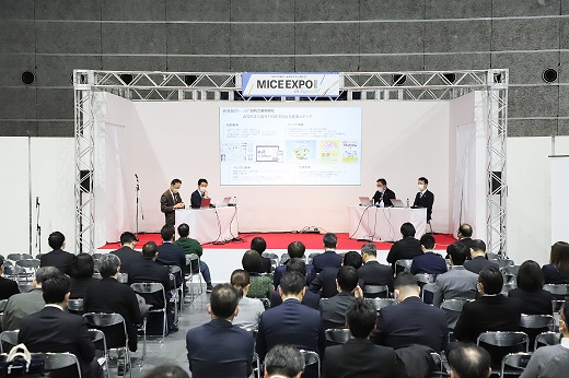 モーダルウィンドウで表示します。