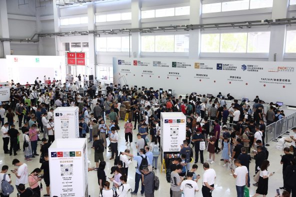 モーダルウィンドウで表示します。