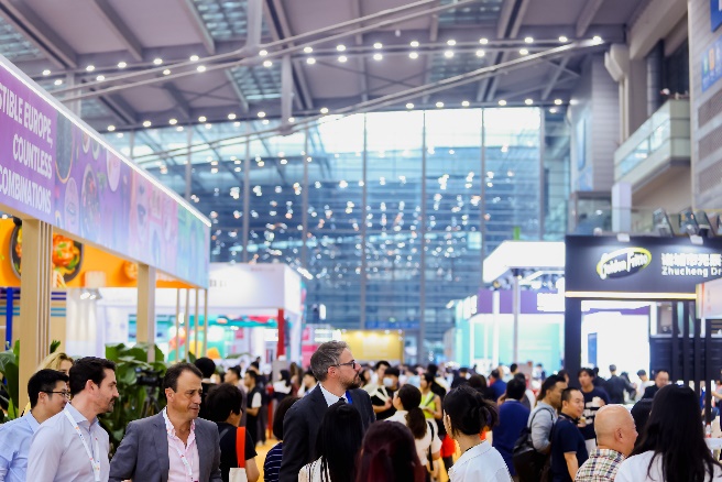 モーダルウィンドウで表示します。