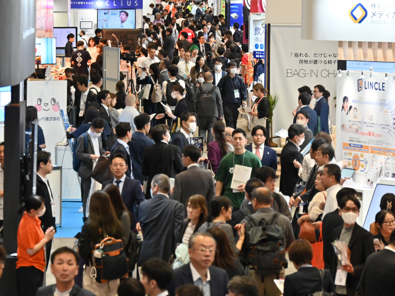 モーダルウィンドウで表示します。