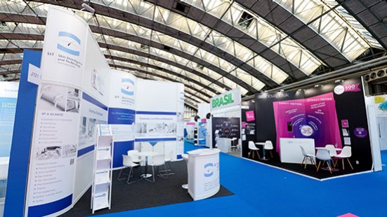 モーダルウィンドウで表示します。