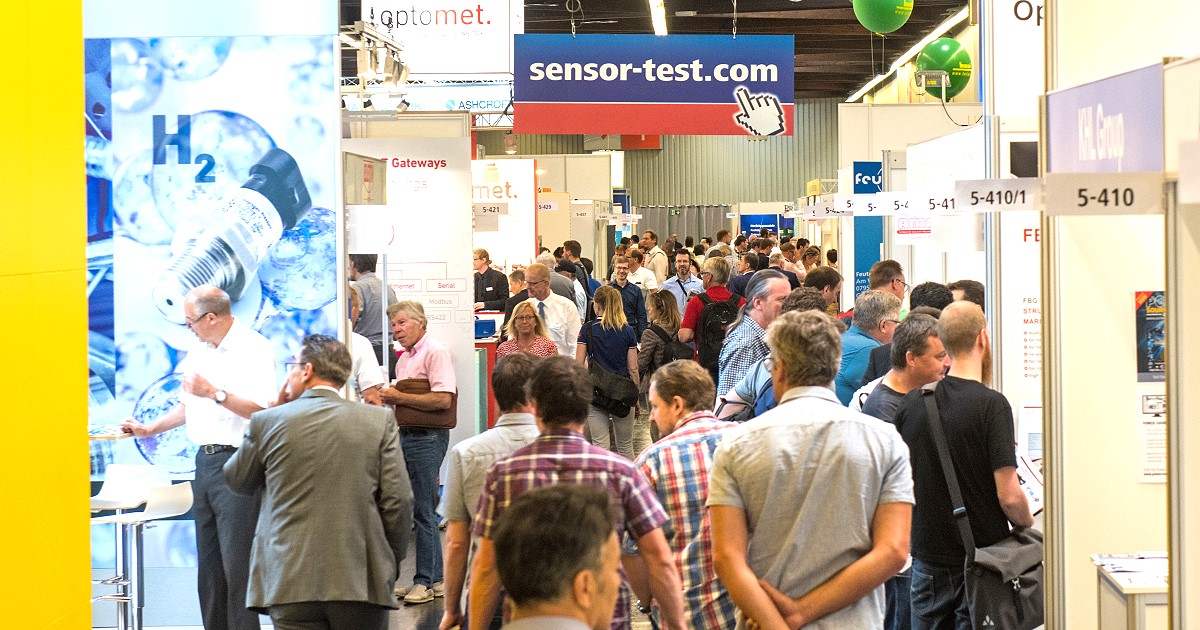 モーダルウィンドウで表示します。