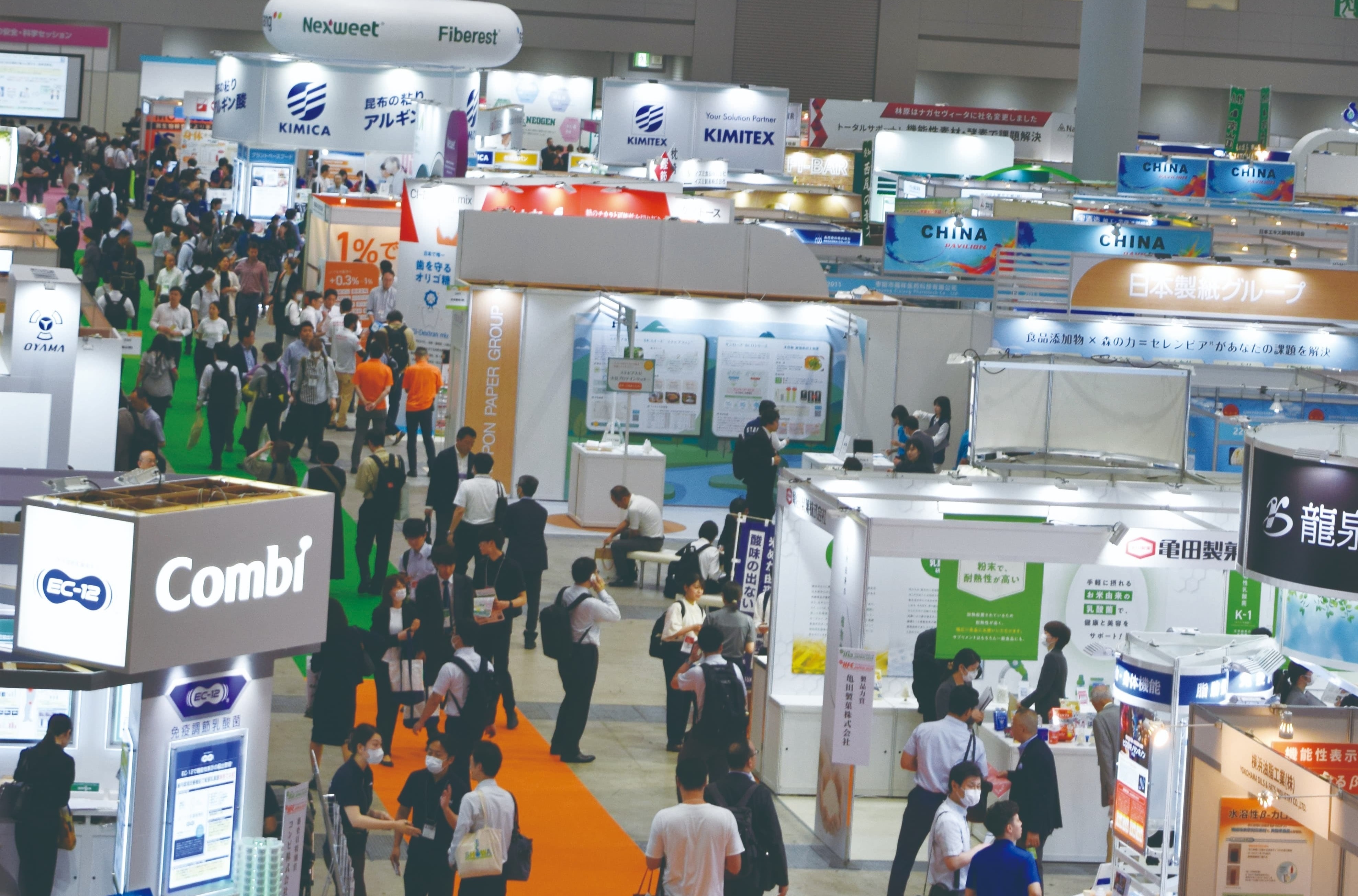 モーダルウィンドウで表示します。