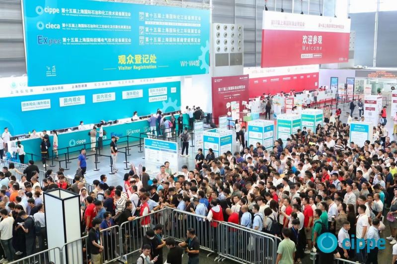 モーダルウィンドウで表示します。