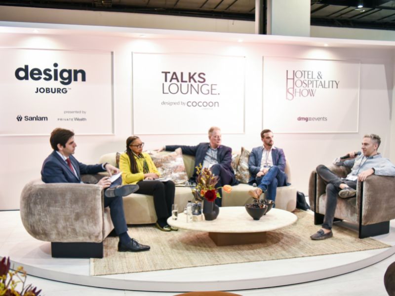 モーダルウィンドウで表示します。