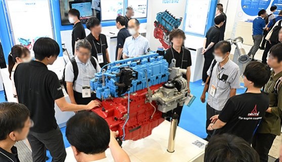 モーダルウィンドウで表示します。