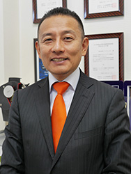 The company president, Eiji Matsumoto - dremax-1