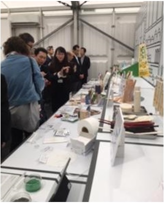 写真　展示会場内の様子（ジェトロ撮影）