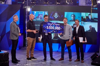 写真　完全オンラインでの開催となった欧州決勝大会の優勝者発表（主催者提供）