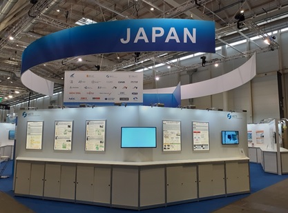 写真　ITS世界会議の会場正式オープン前の日本パビリオンの様子（ジェトロ撮影）