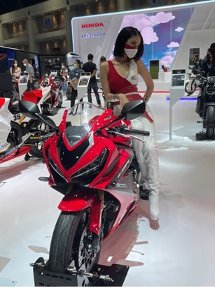 写真　バンコク国際モーターショーの二輪コーナーの様子（ジェトロ撮影）