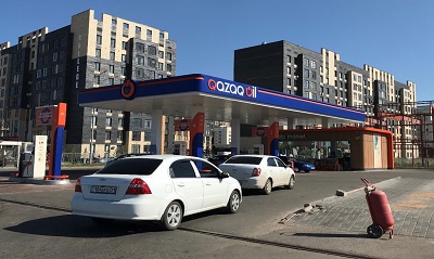 写真　カザフオイルのガソリンスタンド（ジェトロ撮影）