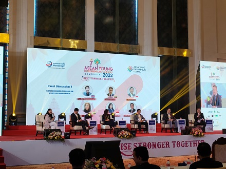 写真　起業家によるパネル討議（ジェトロ撮影）