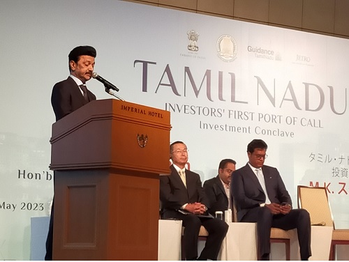 写真　講演するM・K・スターリン・TN州首相（ジェトロ撮影）