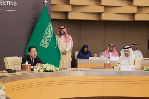 写真　ラウンドテーブルに出席した岸田文雄首相（サウジアラビア投資省提供）