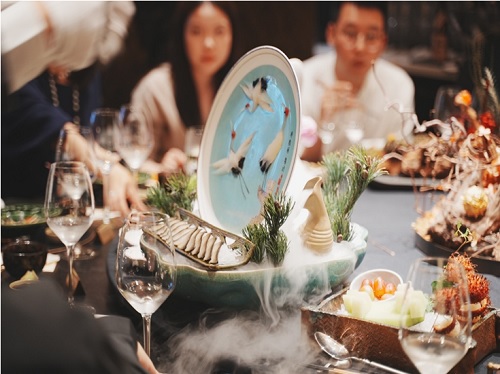 写真　ペアリングイベントで提供された中華料理（ジェトロ撮影）