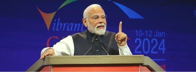 写真　VGGS2024の開会演説を行うモディ首相（グジャラート州首相府提供）