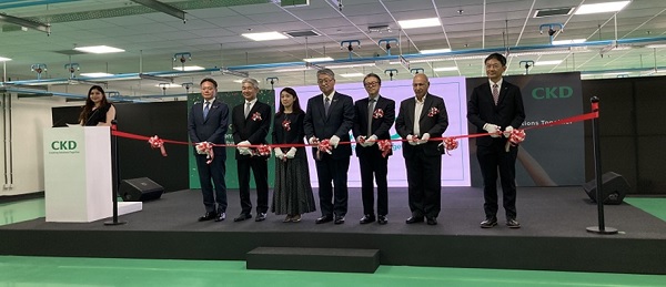 写真　工場竣工式の様子（ジェトロ撮影）