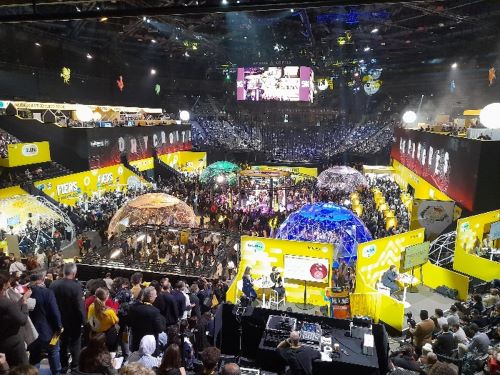 写真　各カンファレンスが開催されているBIGの会場（ジェトロ撮影）