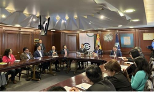 写真　全国商工会議所での会議の様子（ジェトロ撮影）