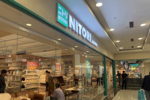 写真　ムンバイに開業したニトリ・インド1号店（ジェトロ撮影）