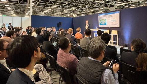 写真　リバースピッチイベント（ジェトロ撮影）