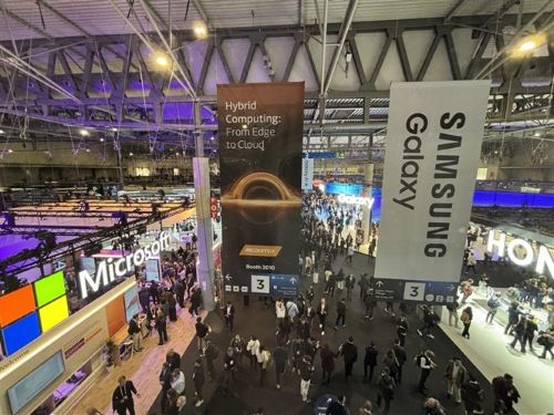 写真　モバイル・ワールド・コングレス（MWC）会場内の様子（ジェトロ撮影）