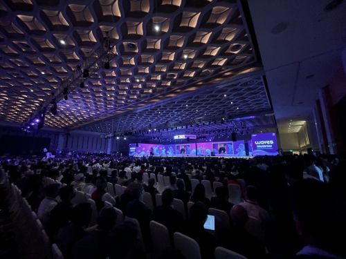 写真　会場内のメインステージ（ジェトロ撮影）