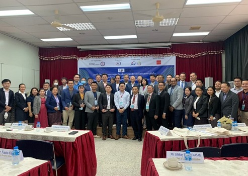 写真　会場に集まった日ラビジネス関係者（ジェトロ撮影）