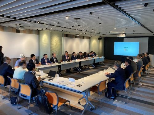 写真　会談の様子（ジェトロ撮影）