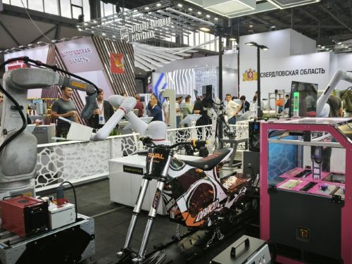 写真　エカテリンブルク市のあるスベルドロフスク州のブース（ジェトロ撮影）